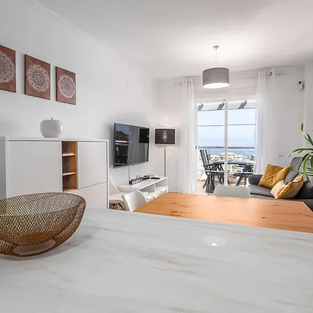 Small Oasis 2366 Sea View Manilva